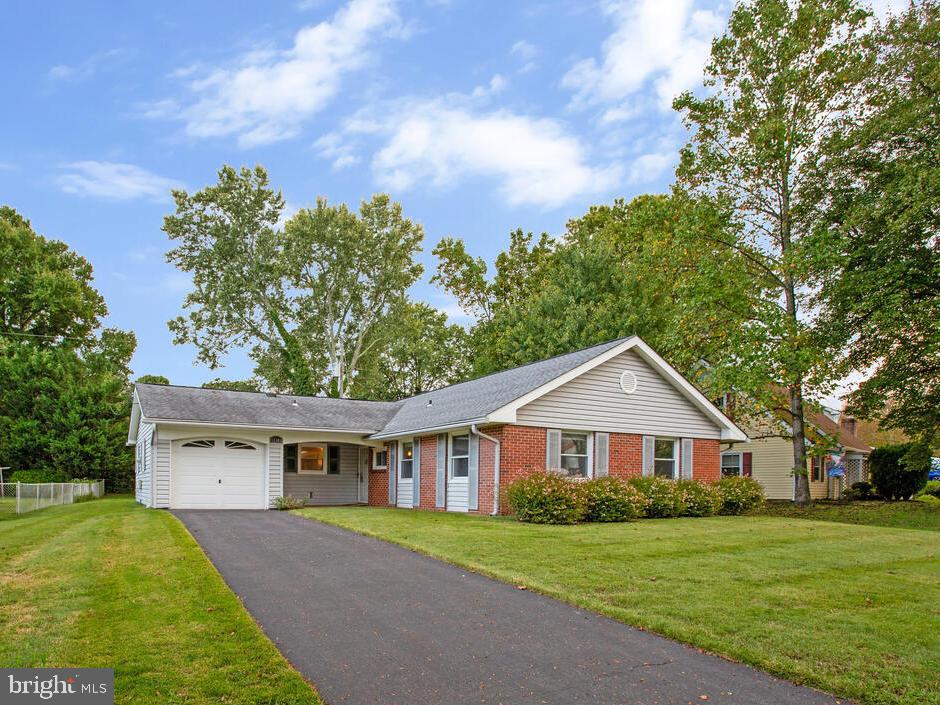 SOMERSET - Residential