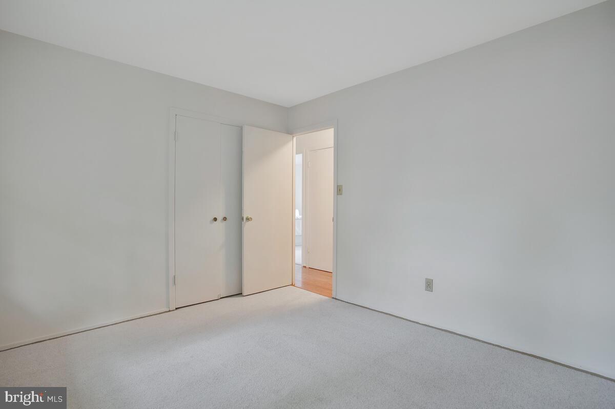 SOMERSET - Residential