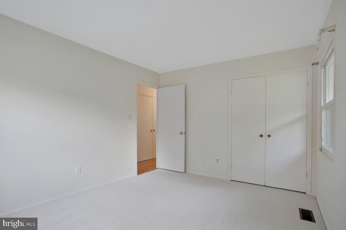 SOMERSET - Residential