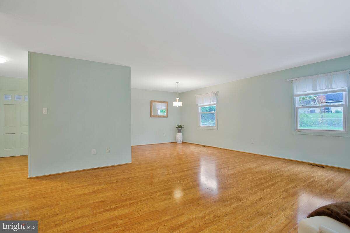 SOMERSET - Residential