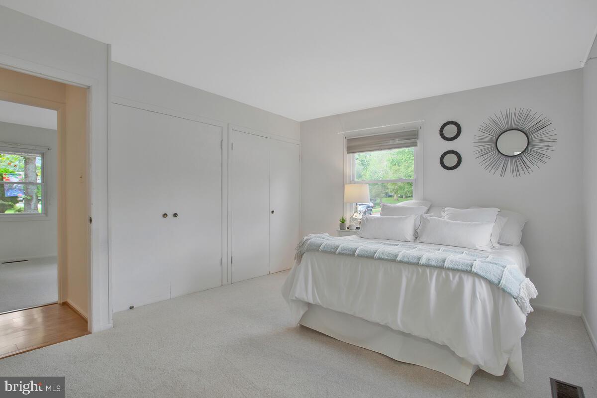 SOMERSET - Residential