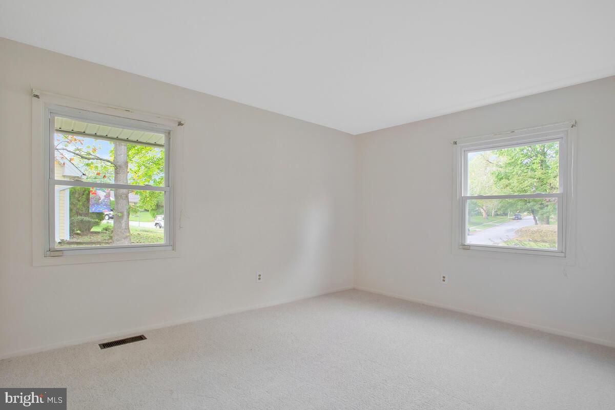 SOMERSET - Residential