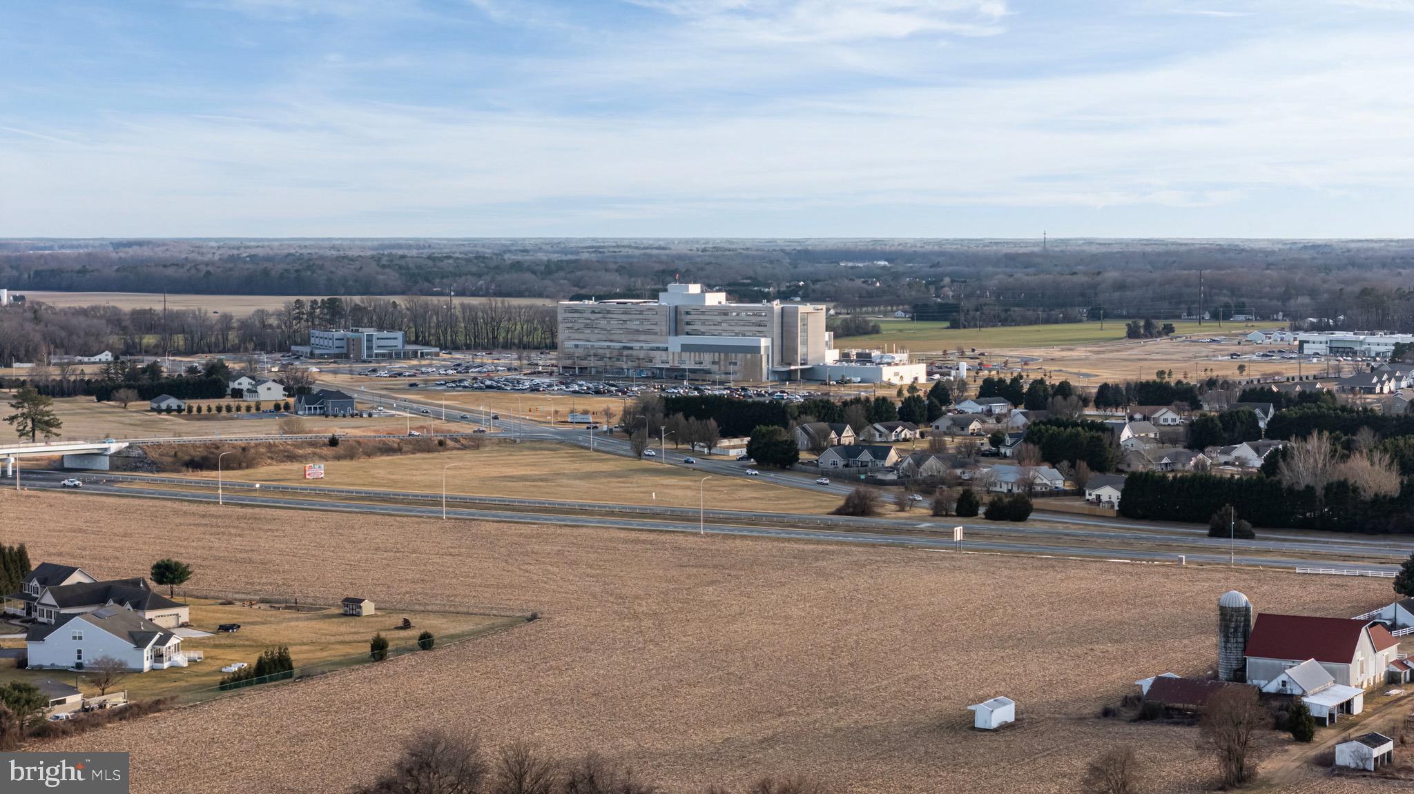 KNOLLAC ACRES - Residential