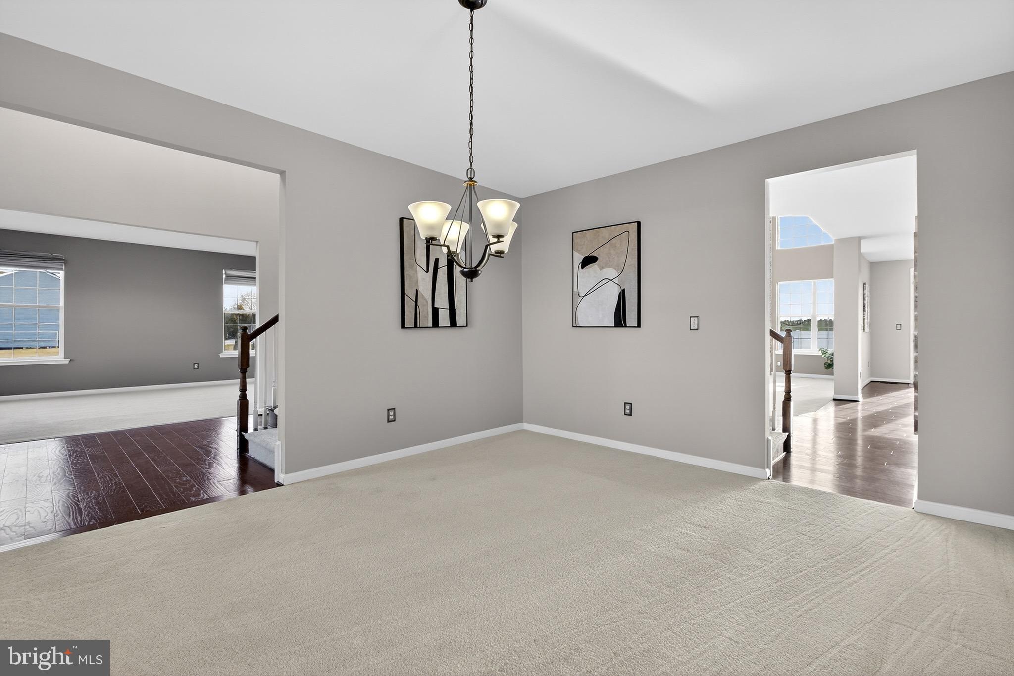 KNOLLAC ACRES - Residential