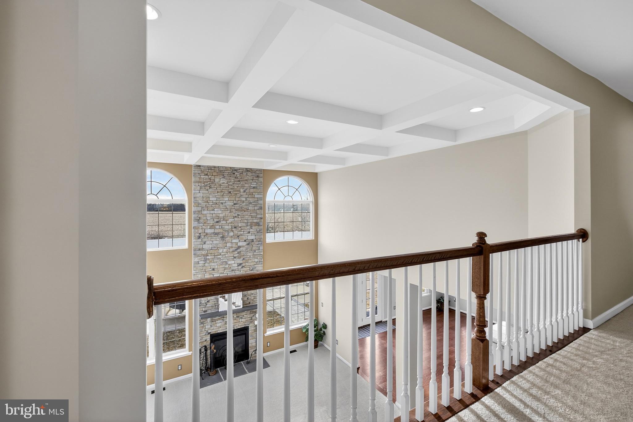 KNOLLAC ACRES - Residential