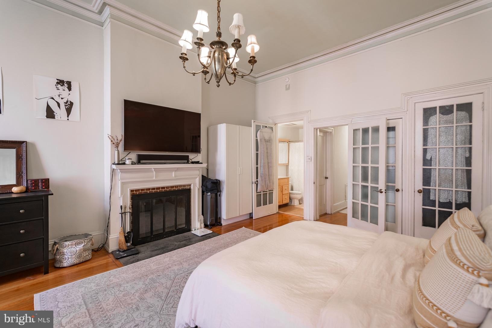 RITTENHOUSE SQUARE - Residential Lease