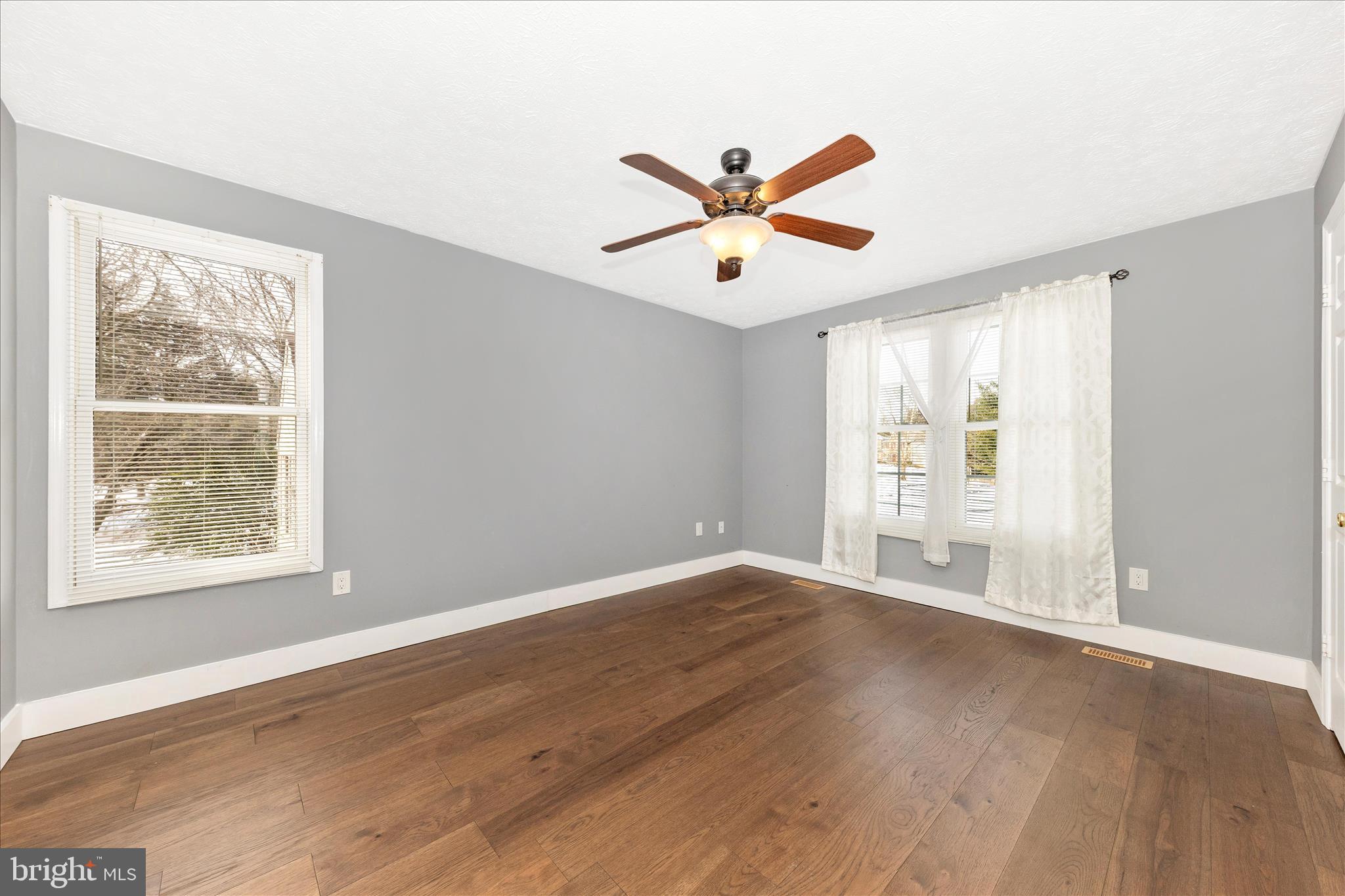 OLD FARM STATION - Residential