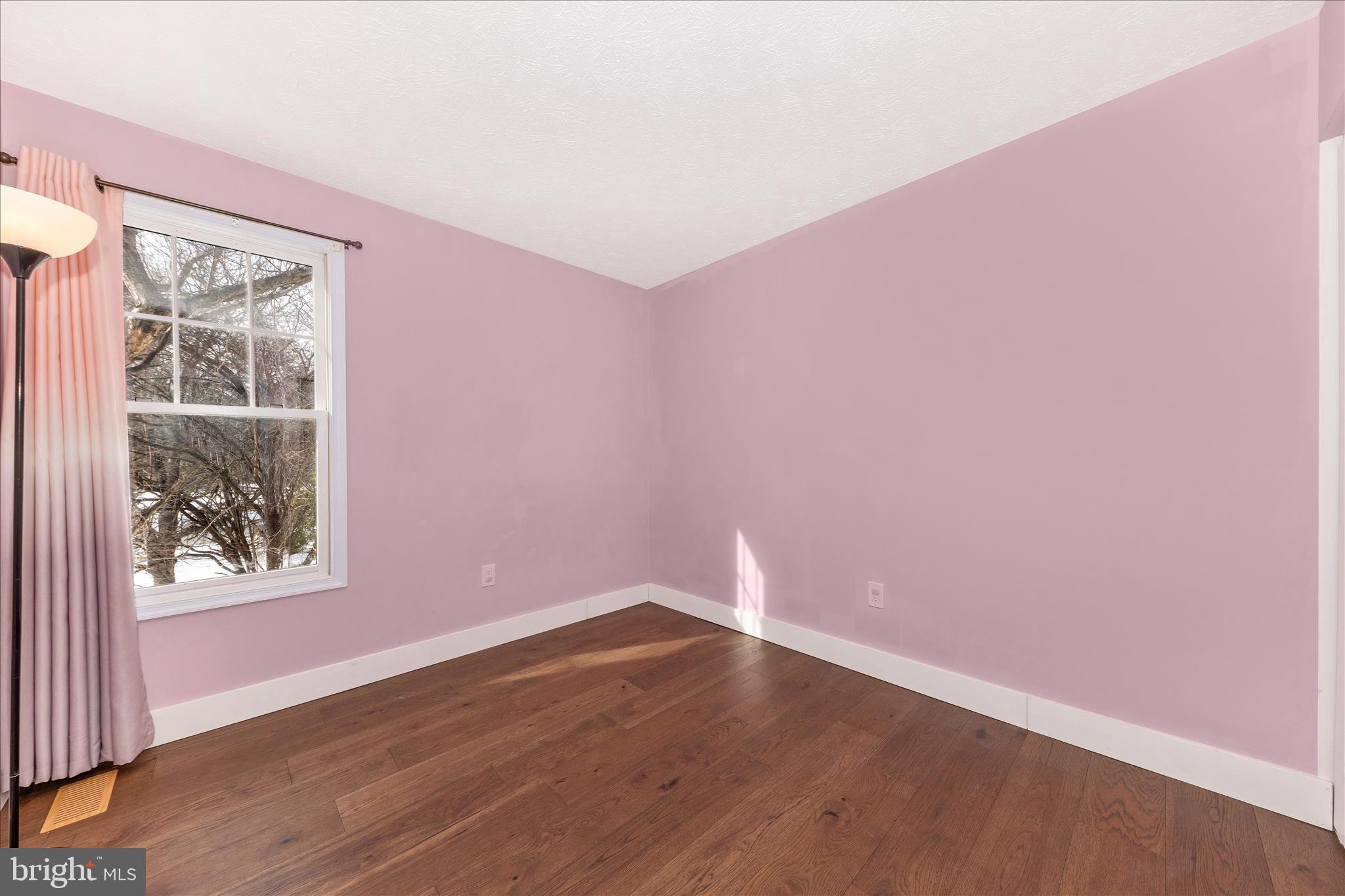 OLD FARM STATION - Residential