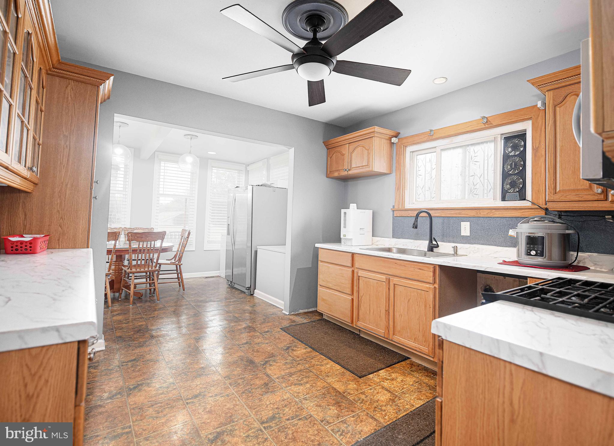 HILLENDALE PARK - Residential