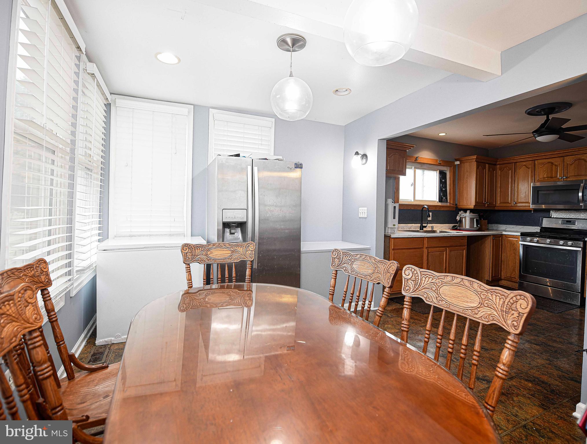 HILLENDALE PARK - Residential