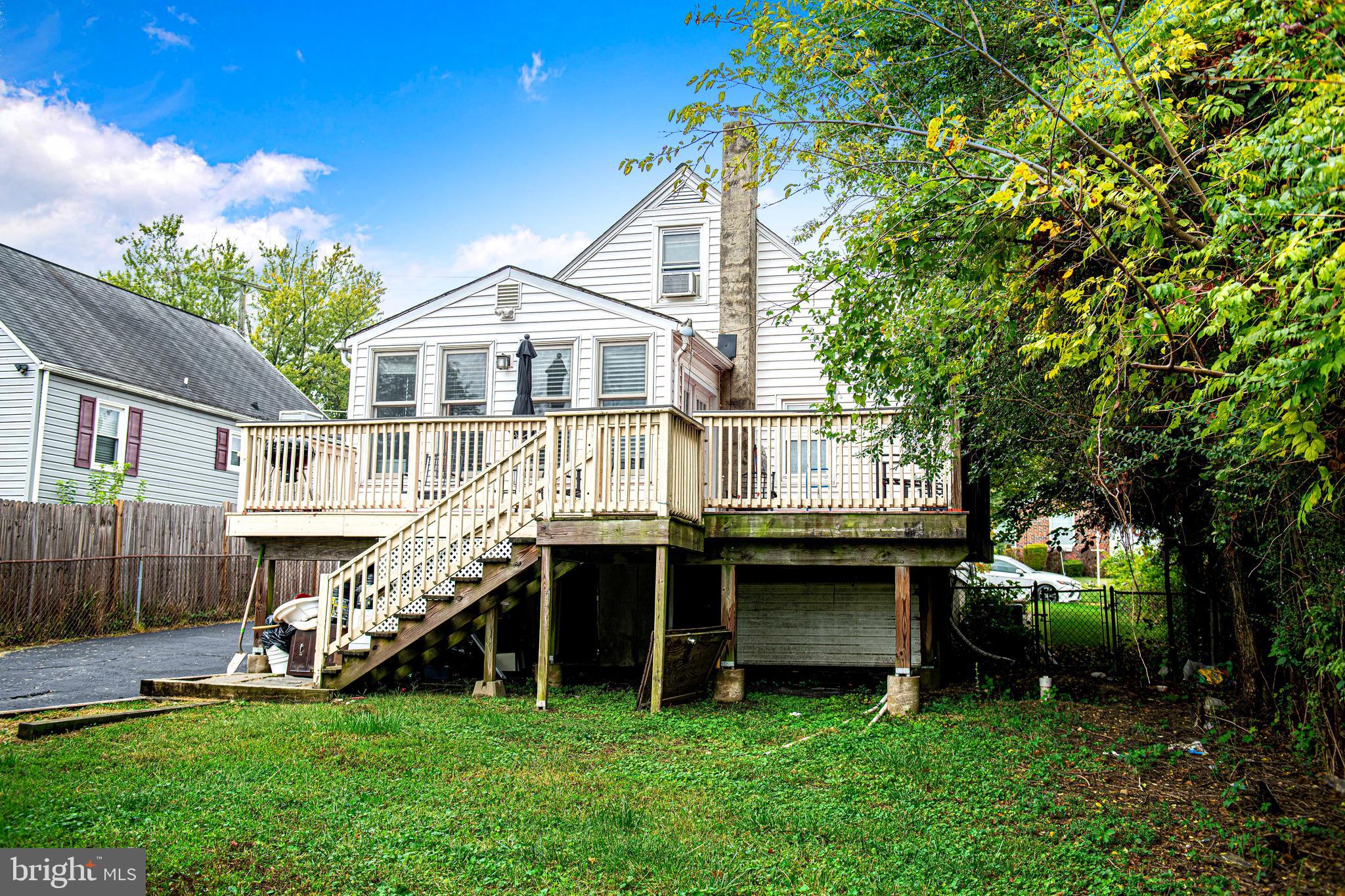 HILLENDALE PARK - Residential