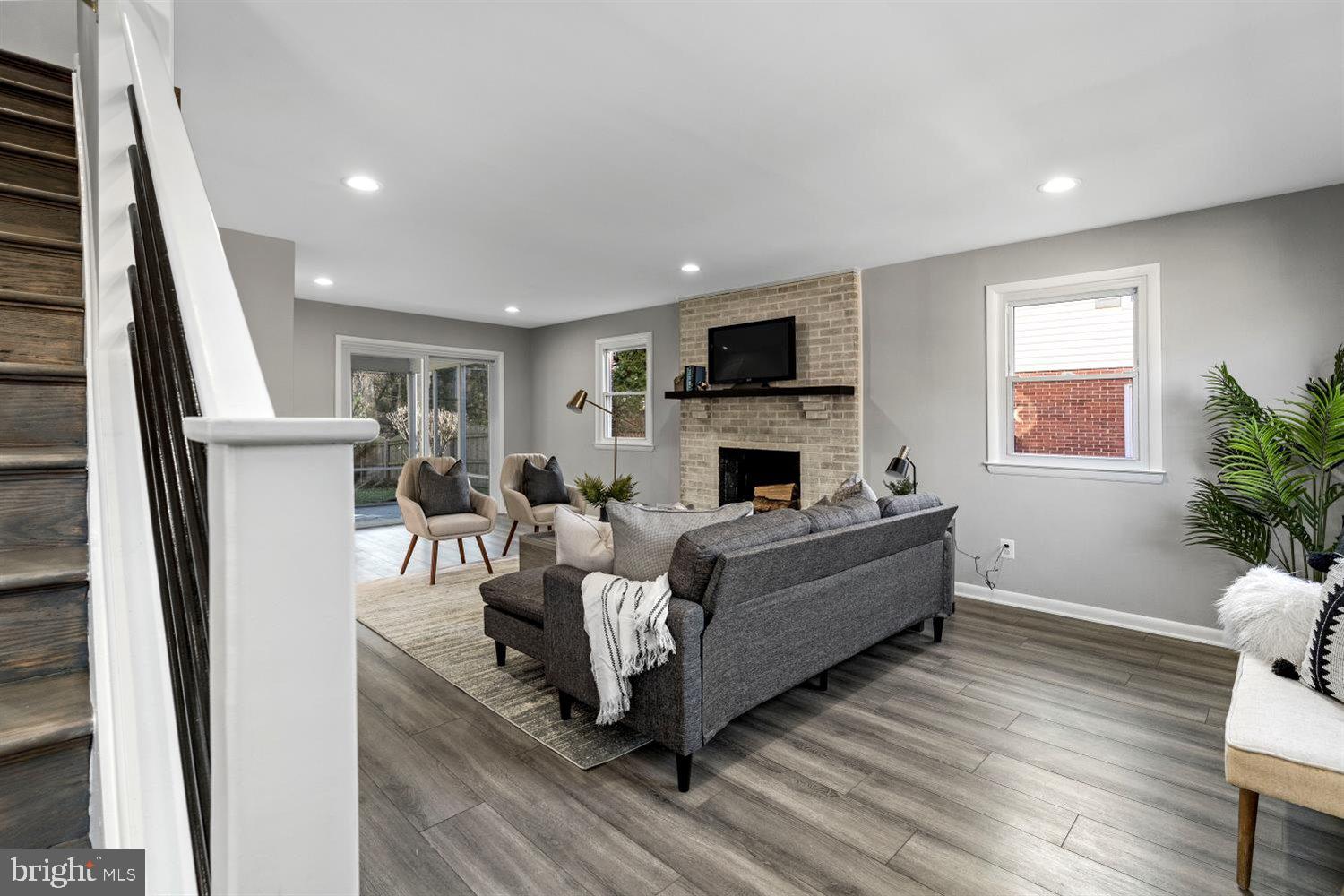 LUTHER VILLAGE - Residential