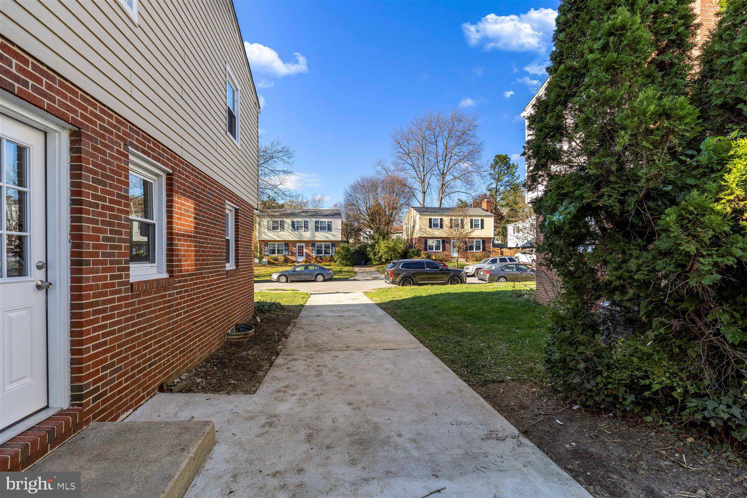 LUTHER VILLAGE - Residential