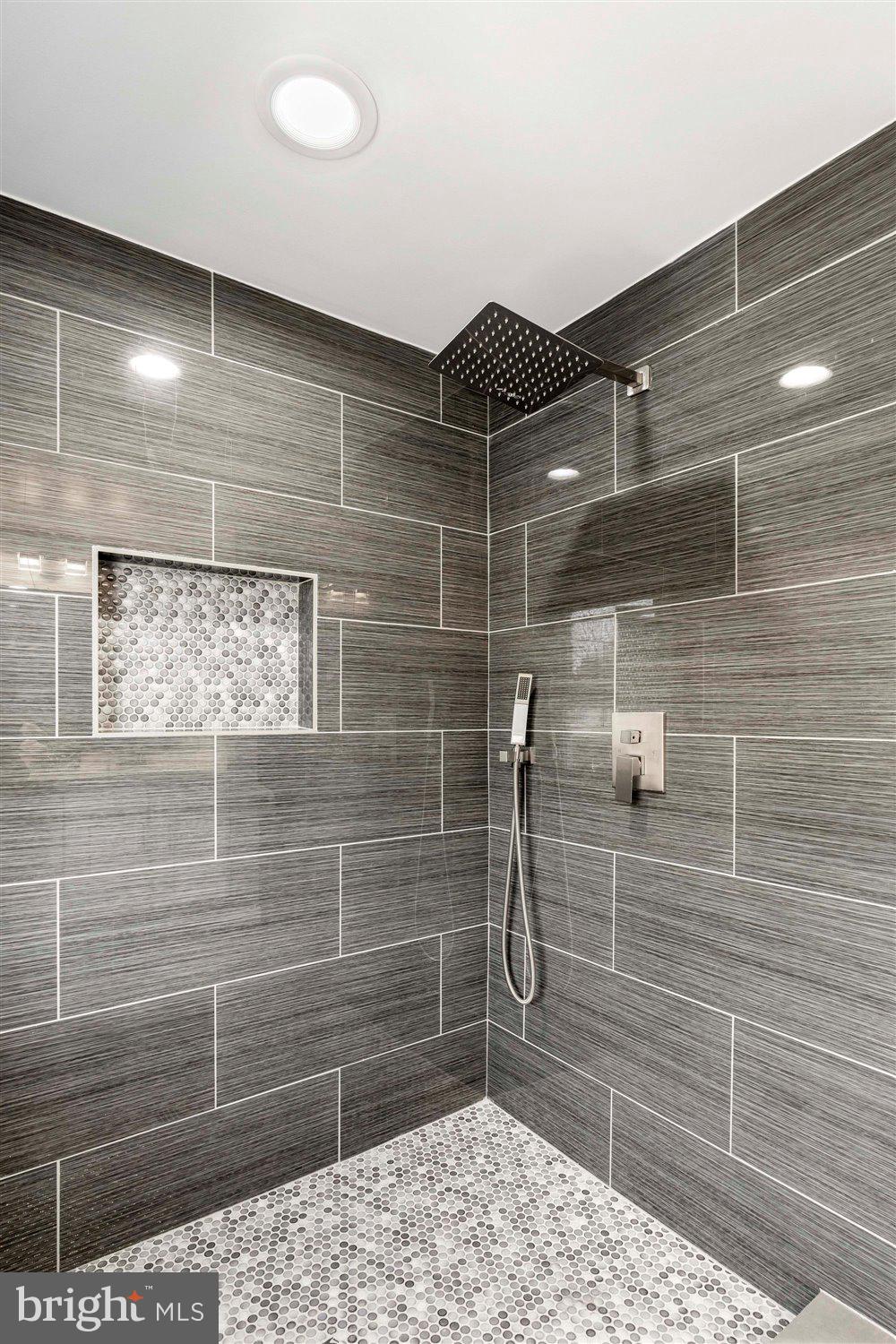 LUTHER VILLAGE - Residential