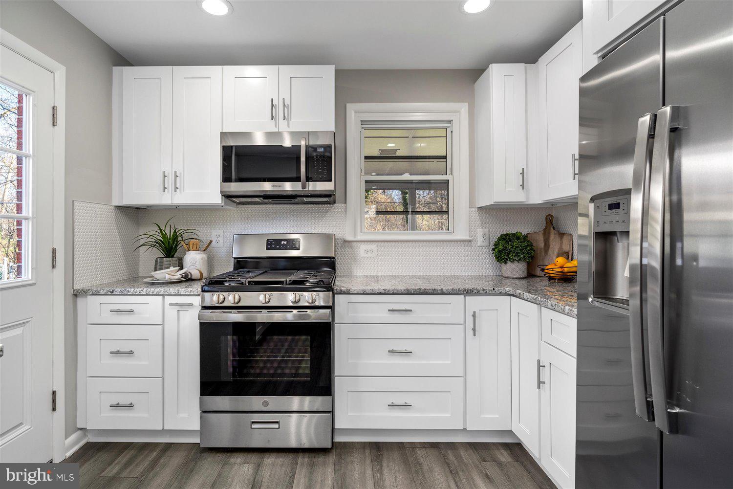 LUTHER VILLAGE - Residential