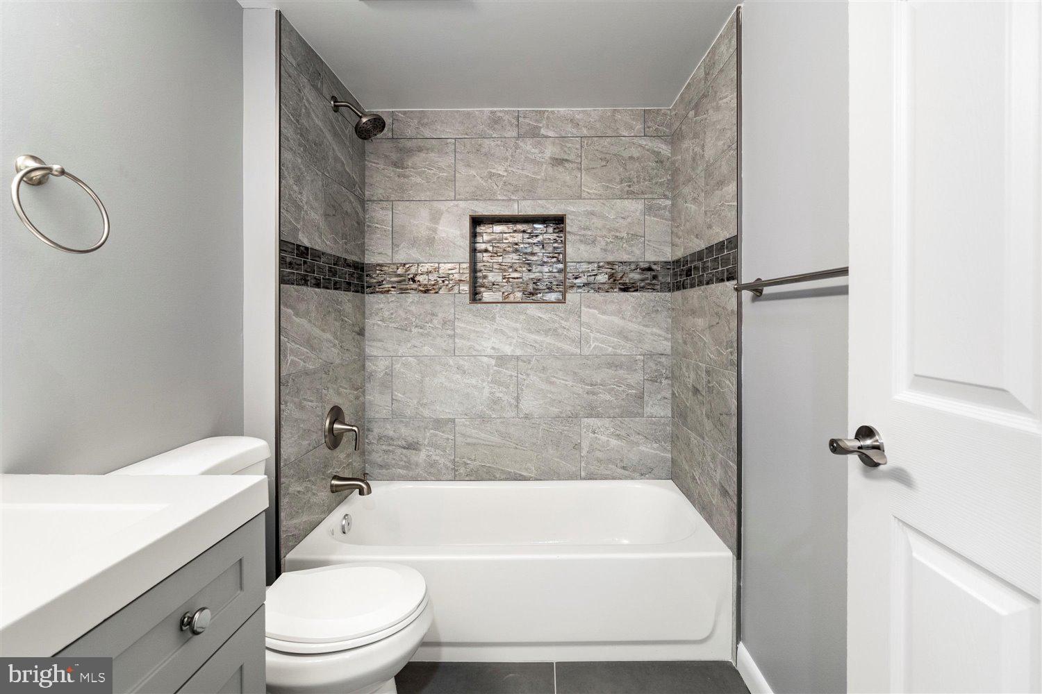 LUTHER VILLAGE - Residential