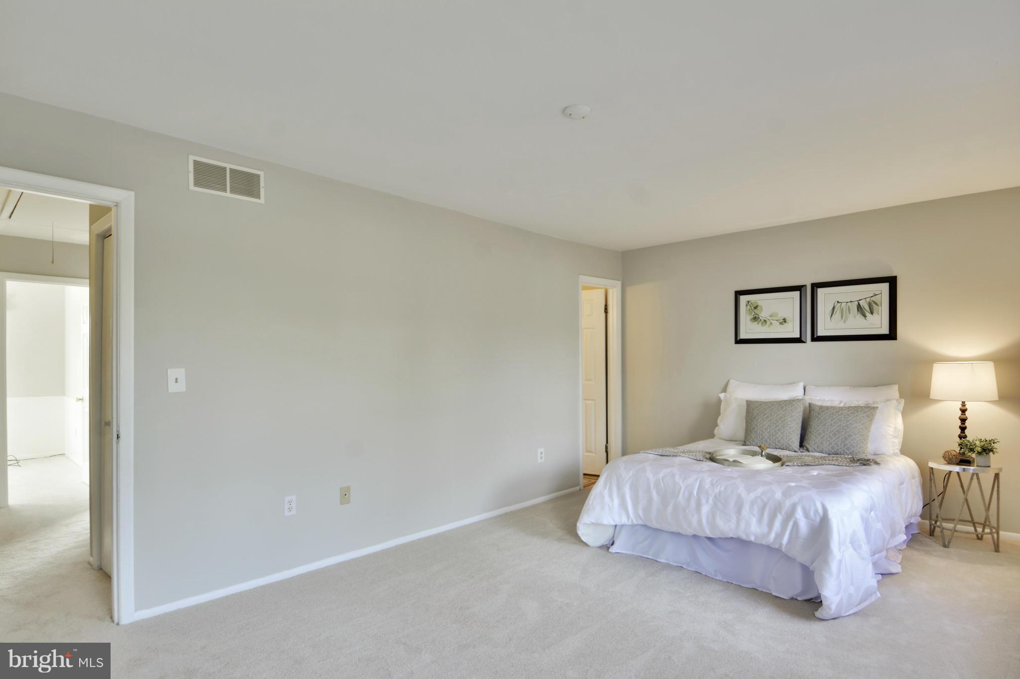 WHISPERING WOODS - Residential