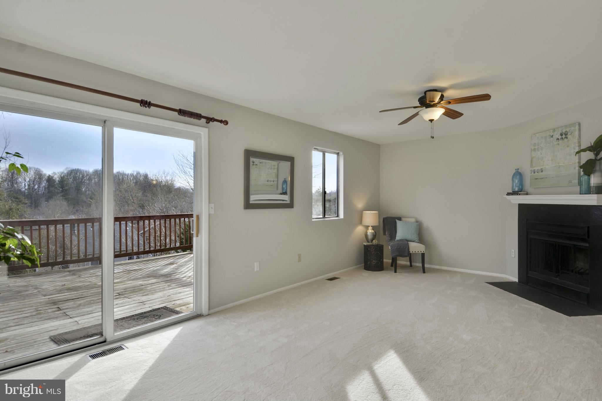 WHISPERING WOODS - Residential