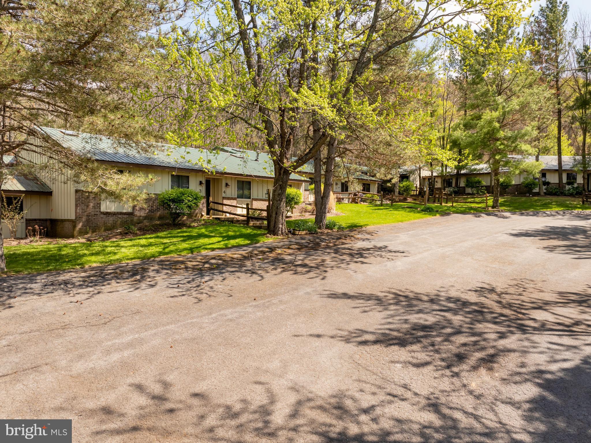 1724 MOSSER ROAD 8