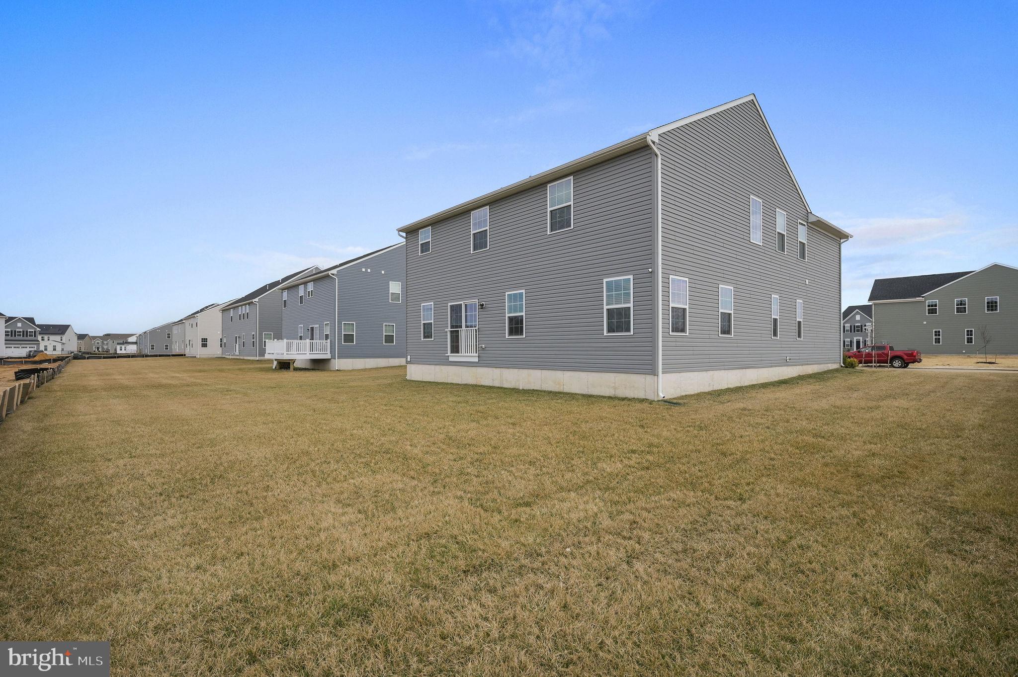 200 CHARLESTON CIRCLE