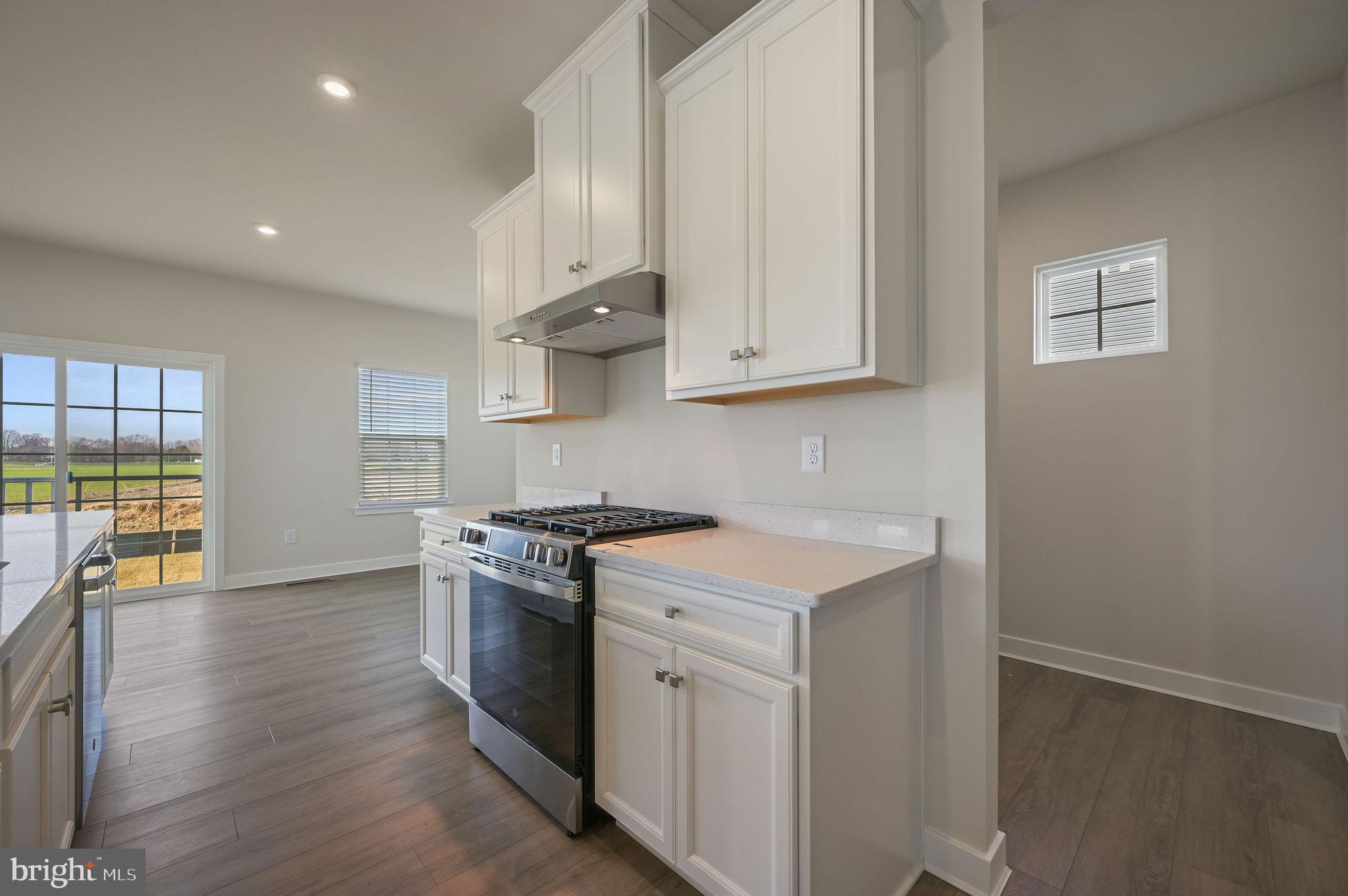 HIDDEN BROOK - Residential