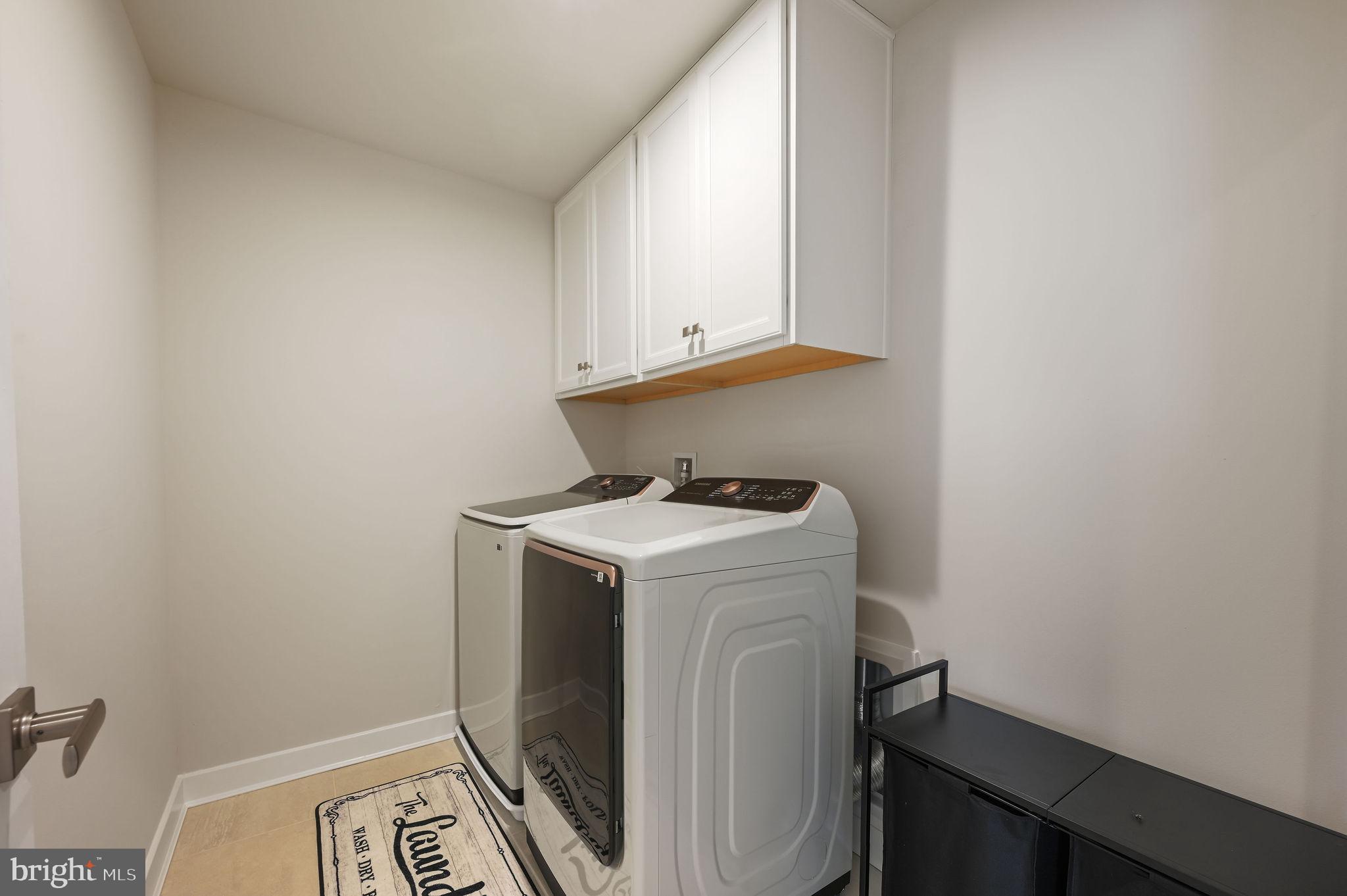 HIDDEN BROOK - Residential