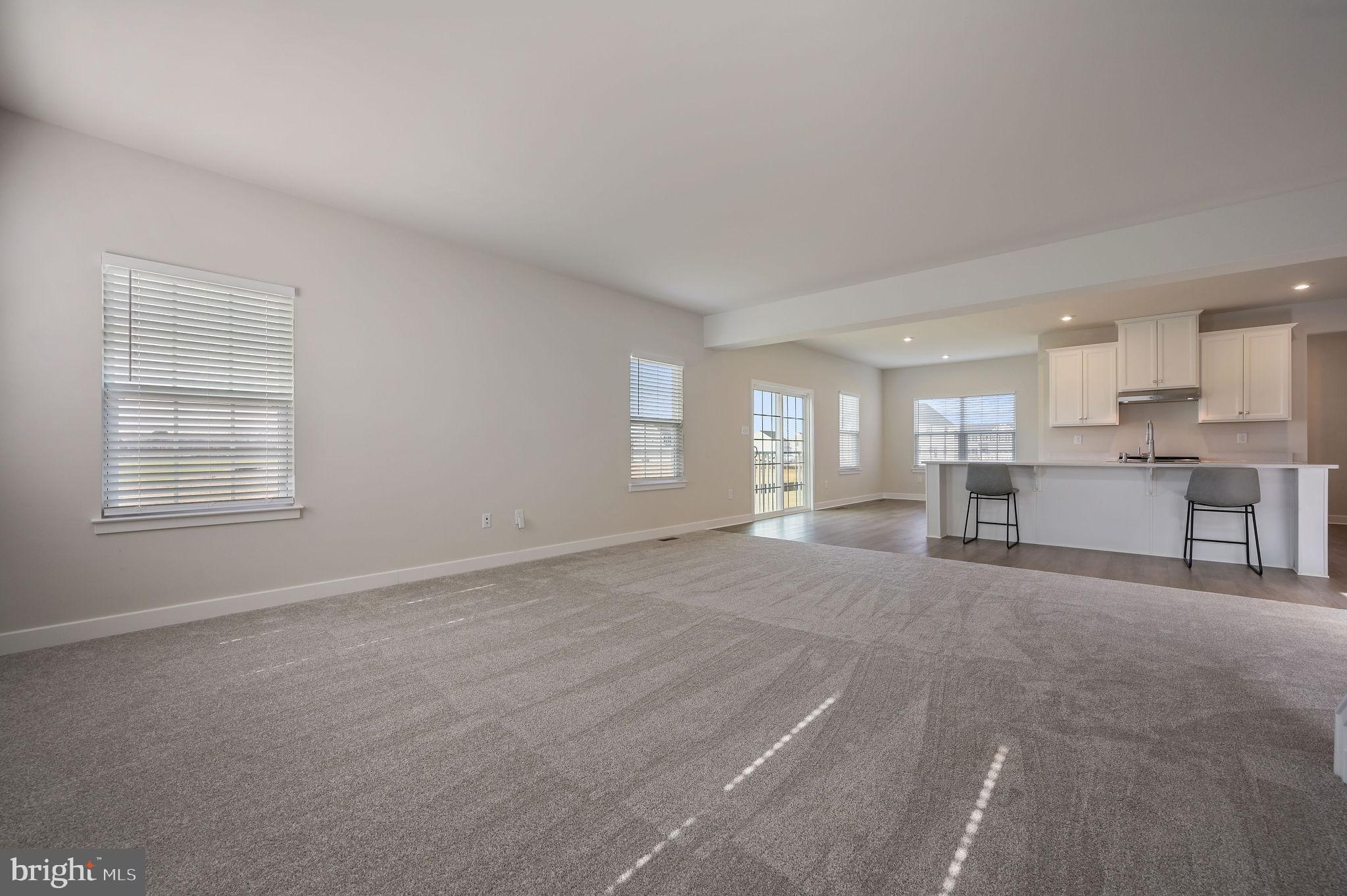 HIDDEN BROOK - Residential