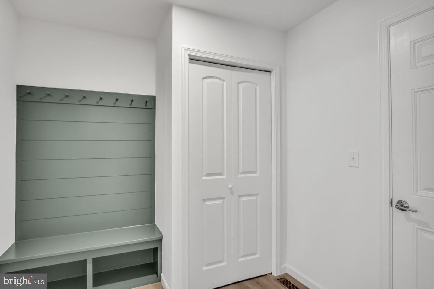 AUTUMN CHASE - Residential