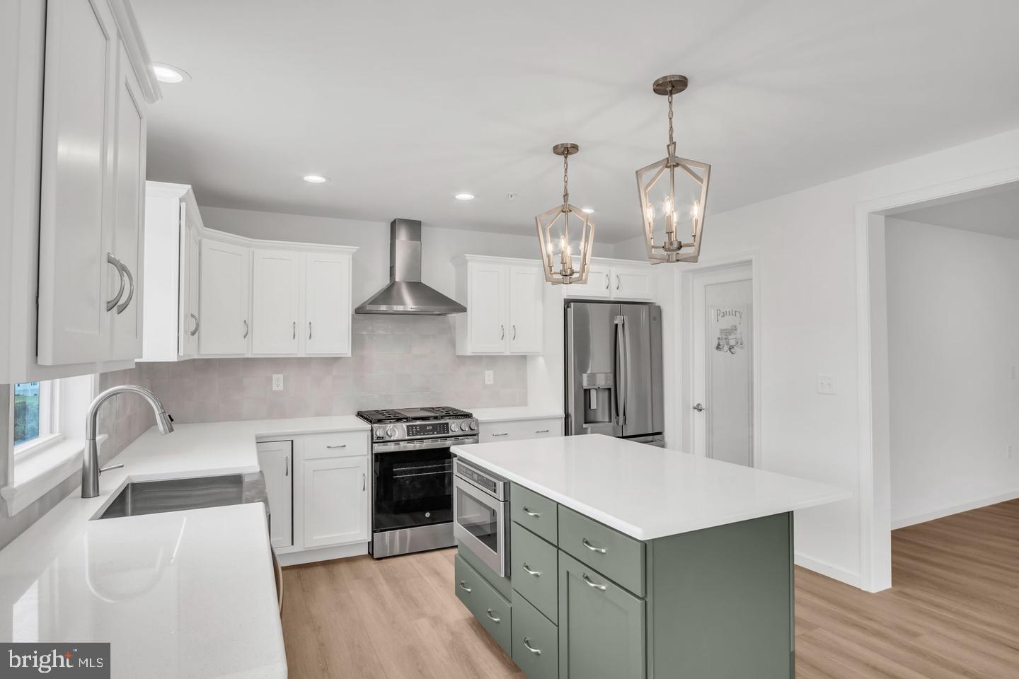 2147 S AUTUMN CHASE DRIVE