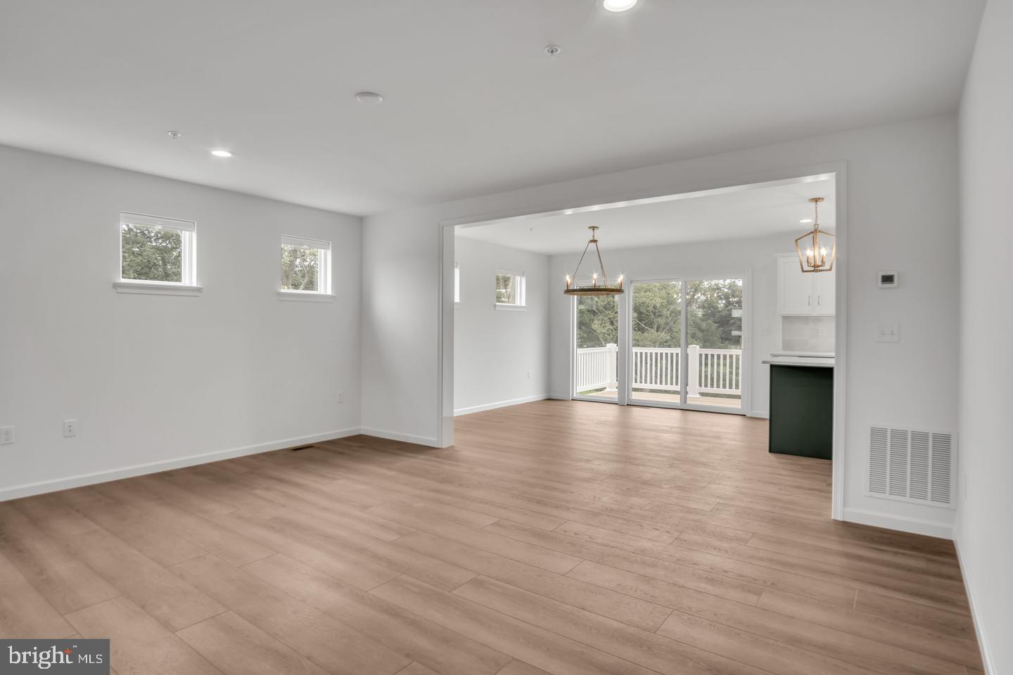 2147 S AUTUMN CHASE DRIVE