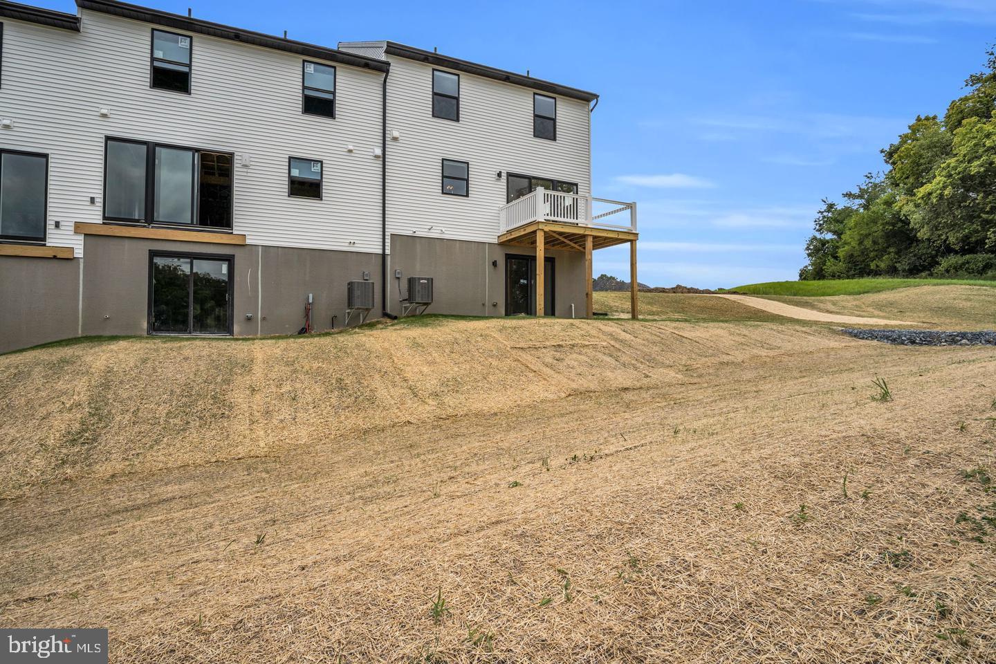 AUTUMN CHASE - Residential