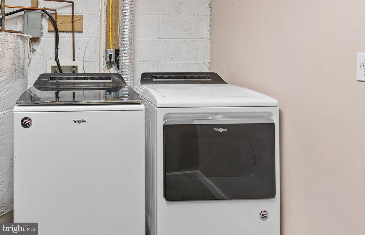 THE WILLOWS - Residential