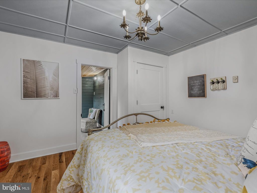 listing image 53