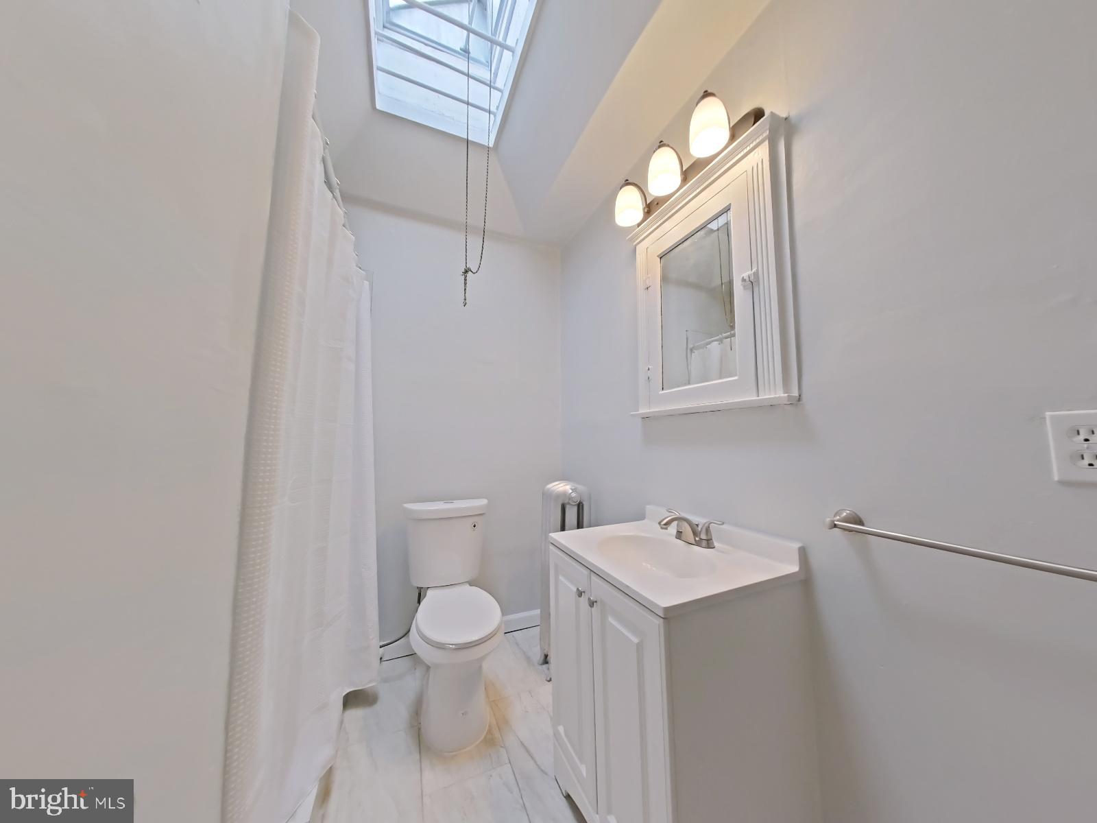 WEST OAK LANE - Residential