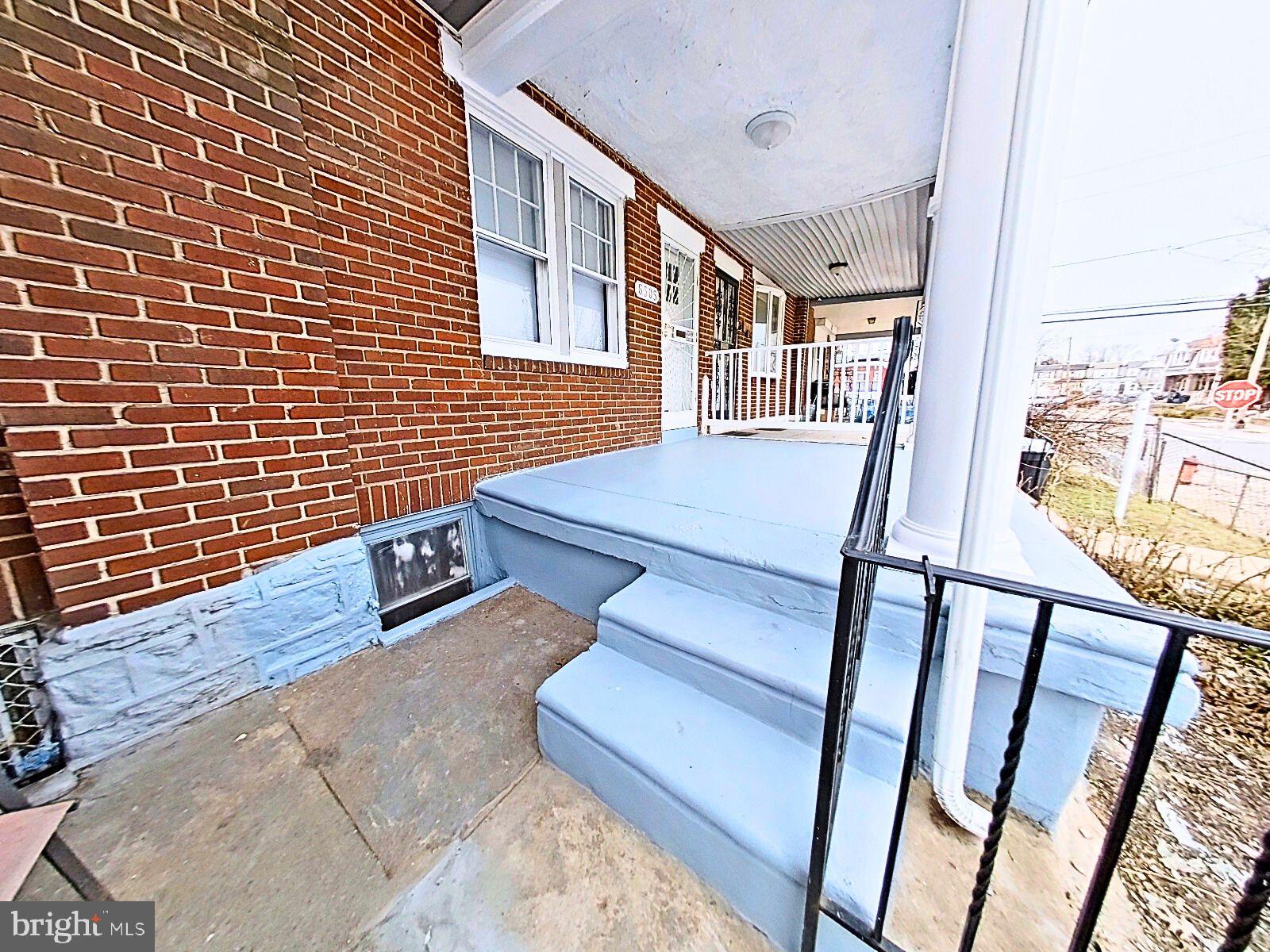 WEST OAK LANE - Residential