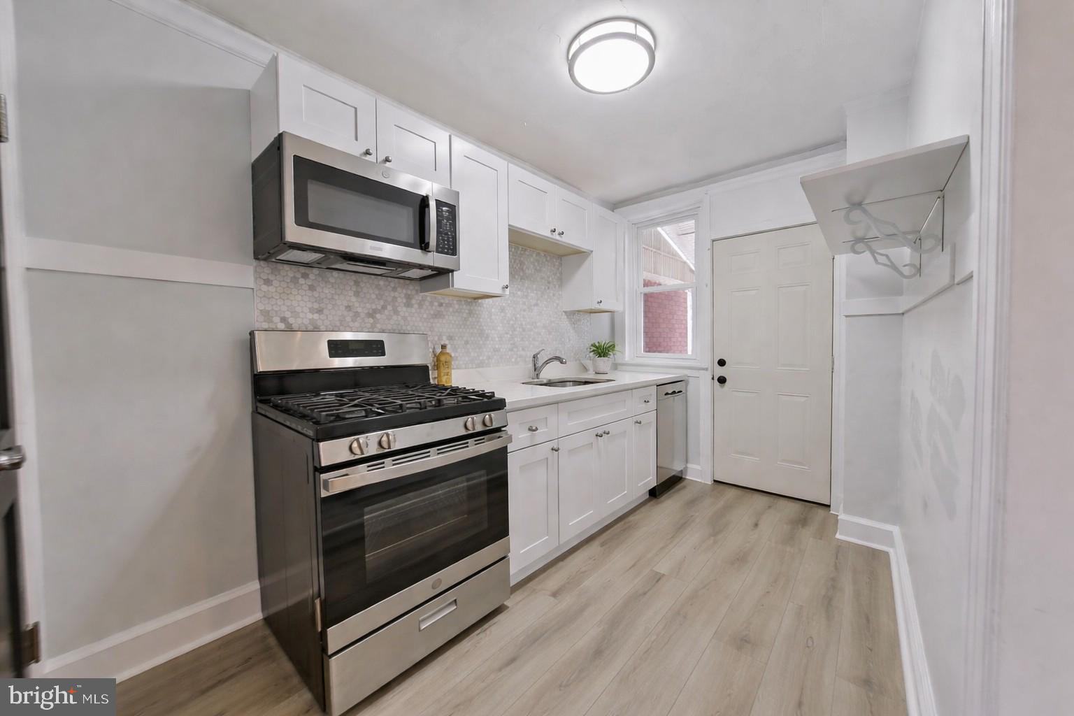 WEST OAK LANE - Residential