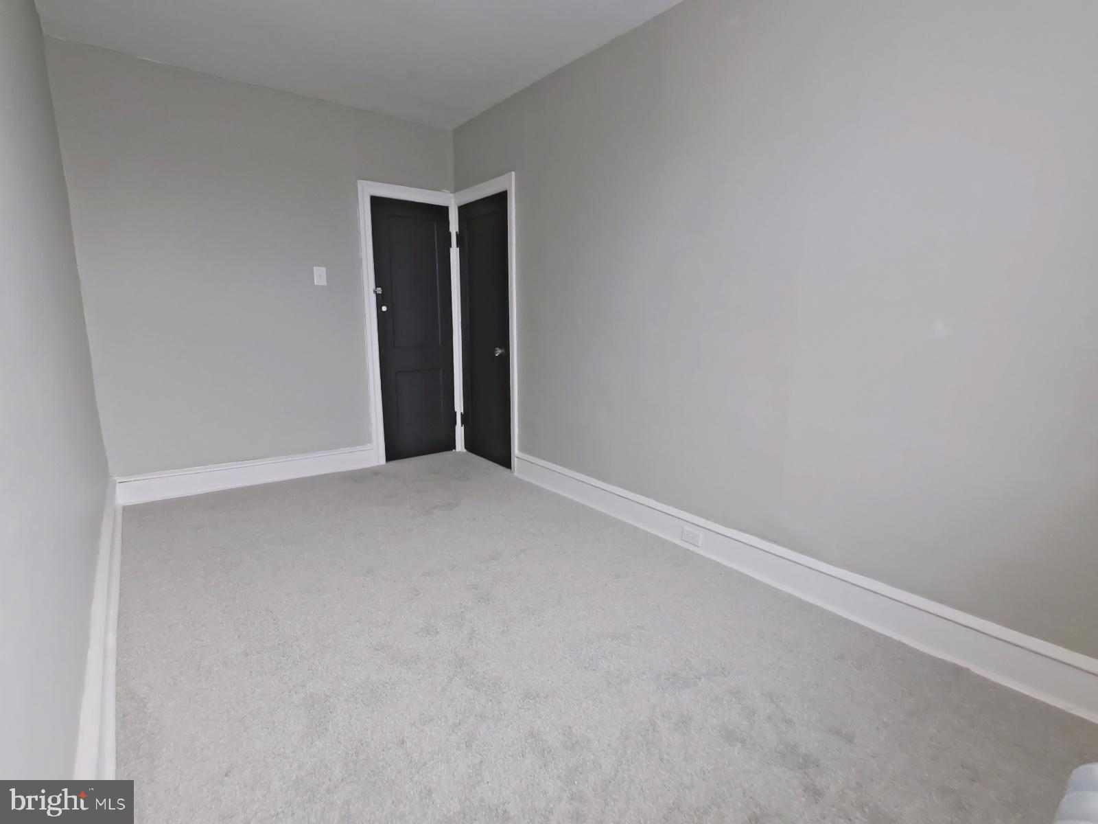 WEST OAK LANE - Residential