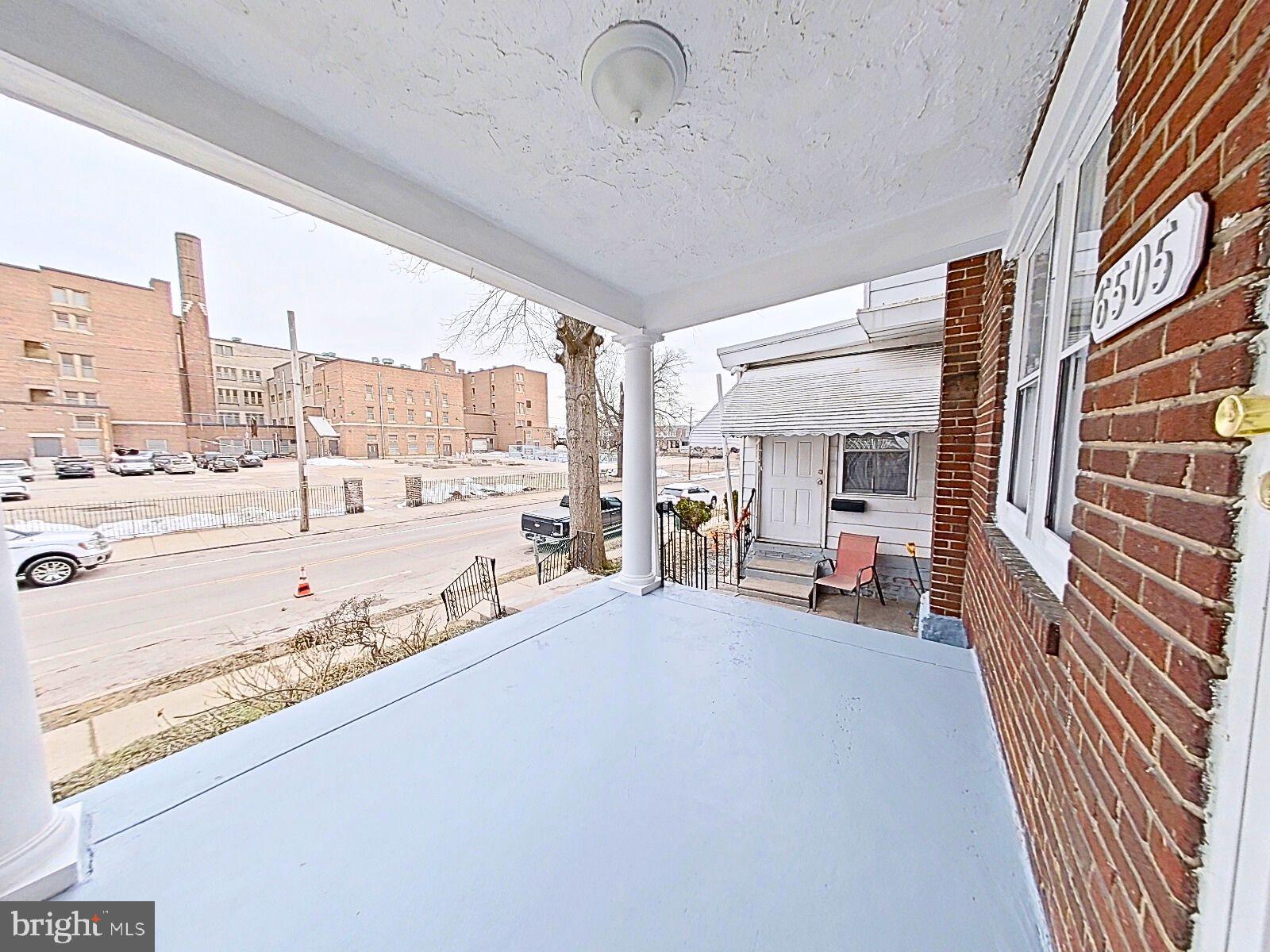 WEST OAK LANE - Residential