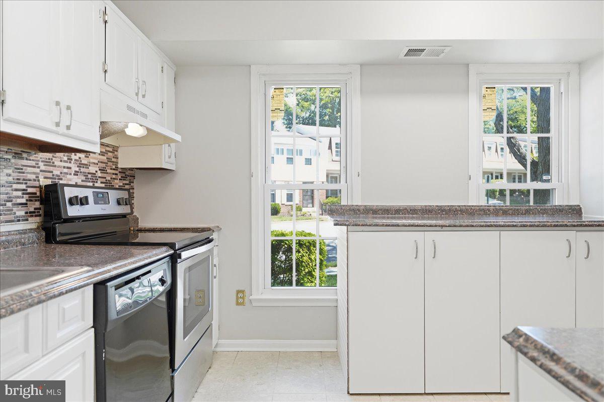 KEENE MILL WOODS - Residential