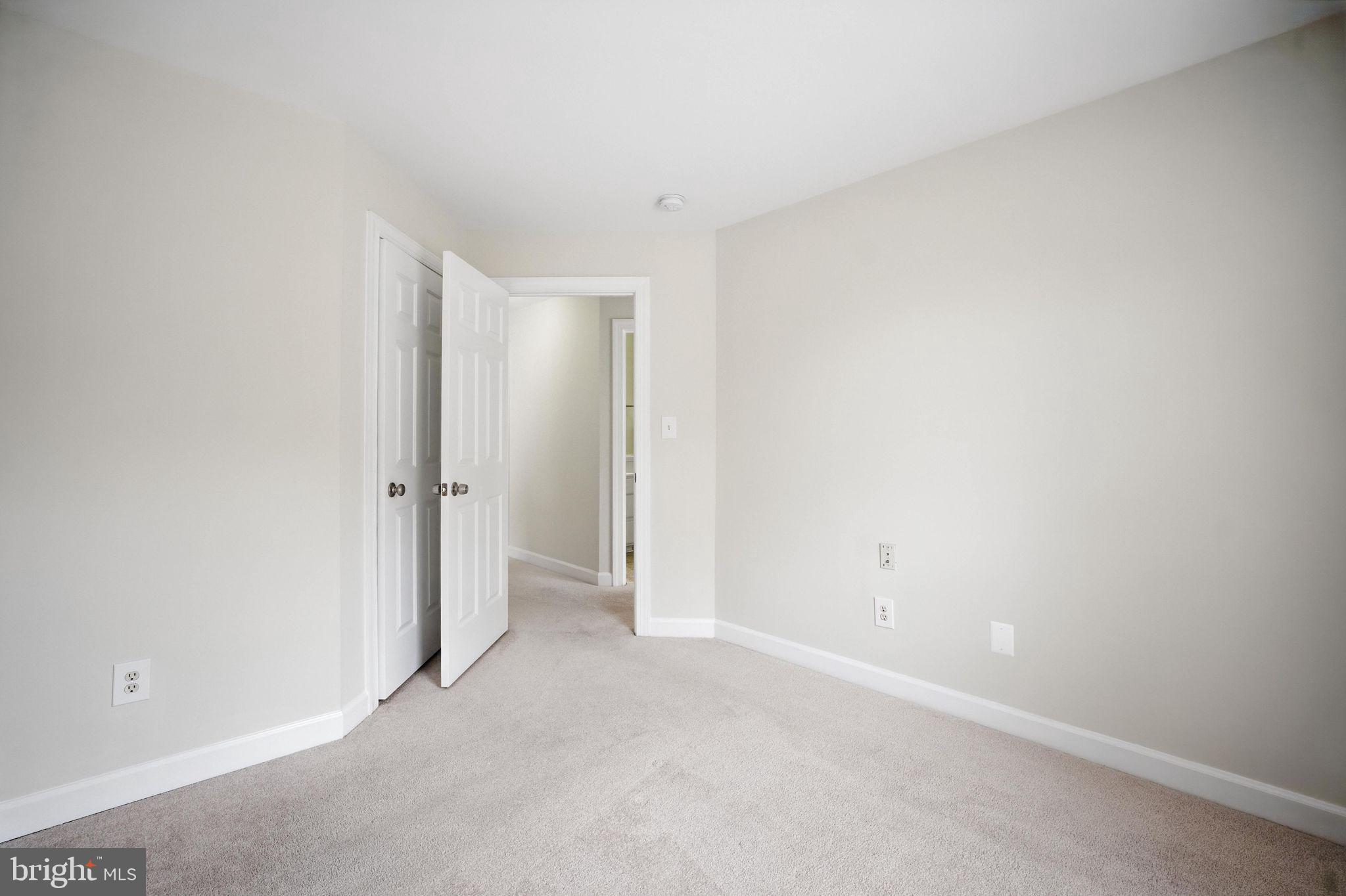 JAPONICA - Residential