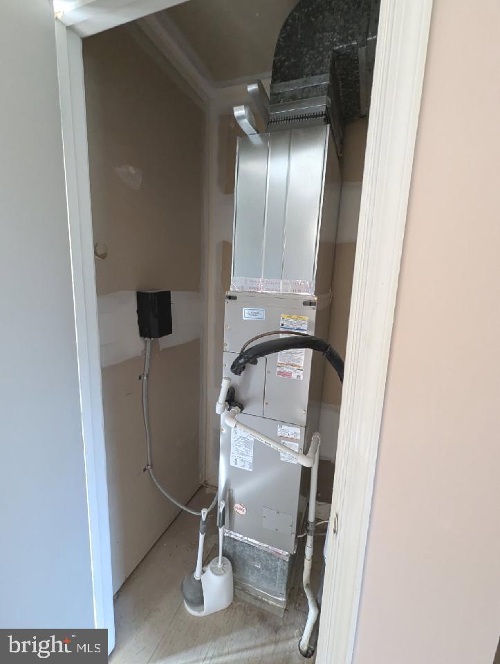 KETTERING CONDO - Residential