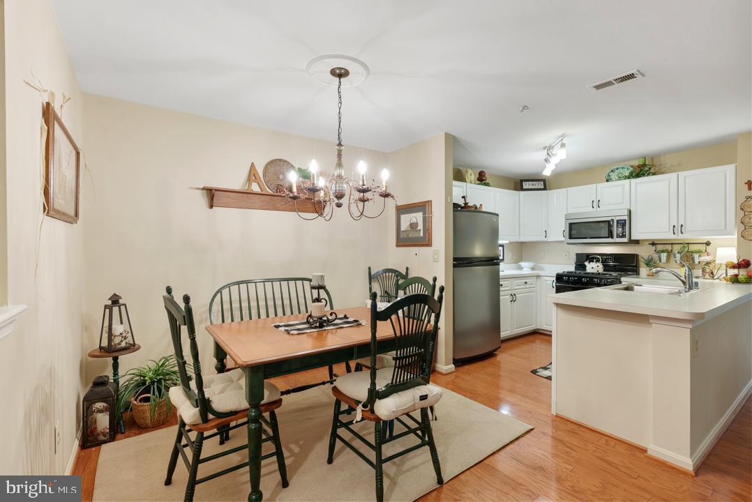 MAYS CHAPEL VILLAGE - Residential
