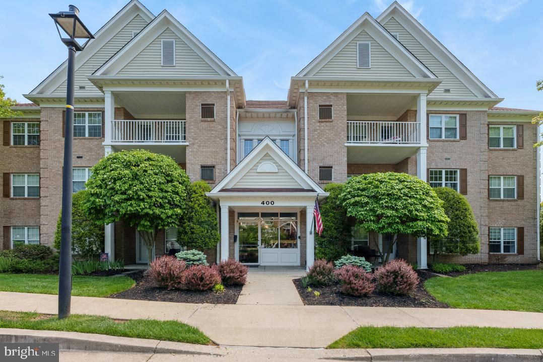 MAYS CHAPEL VILLAGE - Residential