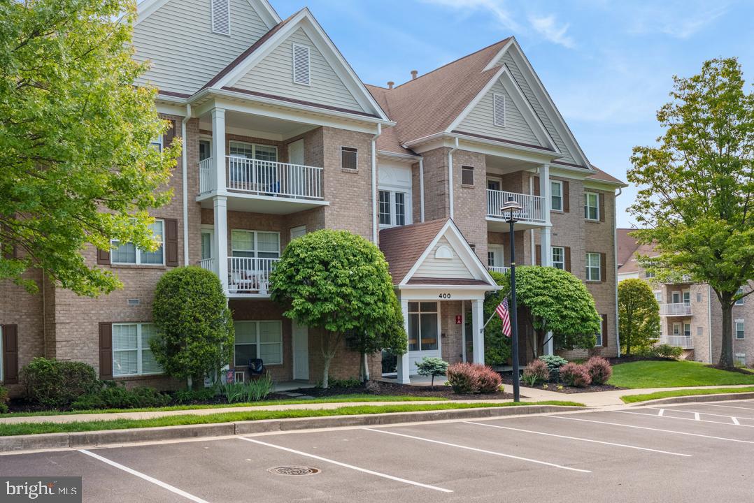 MAYS CHAPEL VILLAGE - Residential