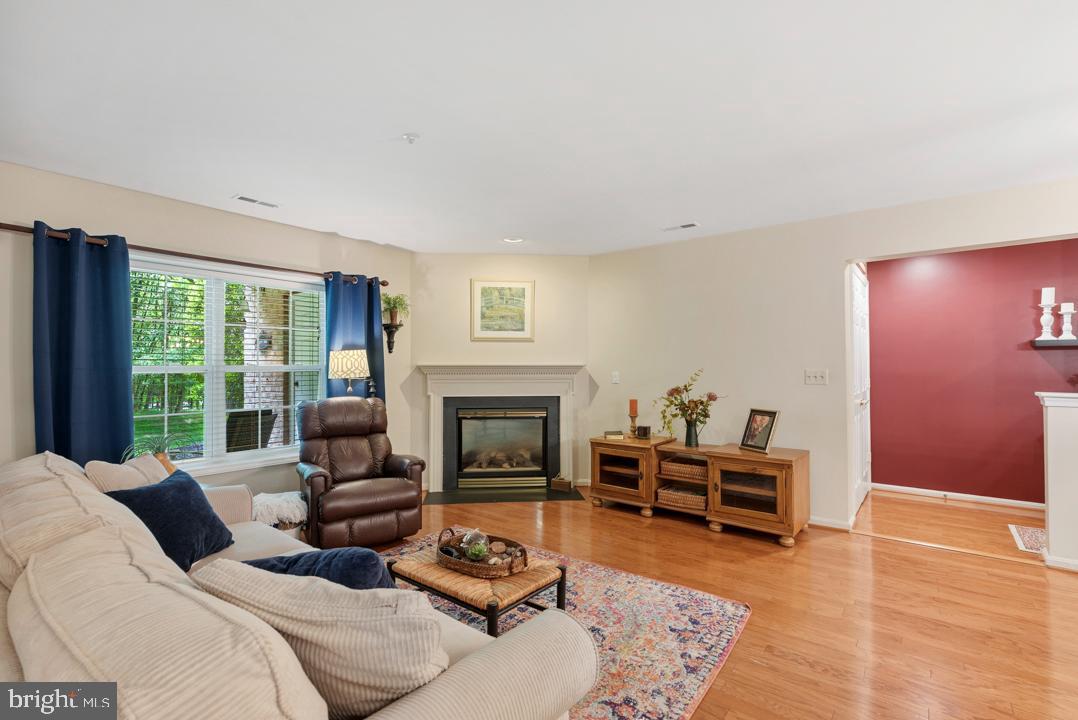 MAYS CHAPEL VILLAGE - Residential