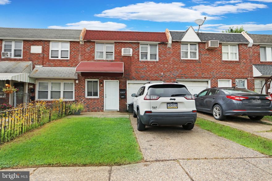 Fully rented 2 unit home.  Upstairs is a 2 bed 1 bath with living room. Down stairs is a studio.