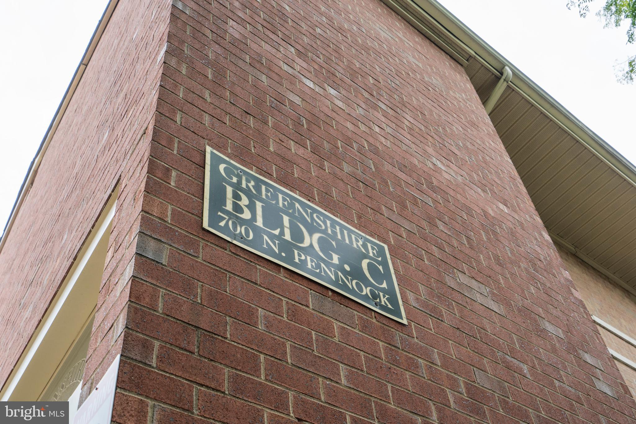 ART MUSEUM AREA - Residential Lease