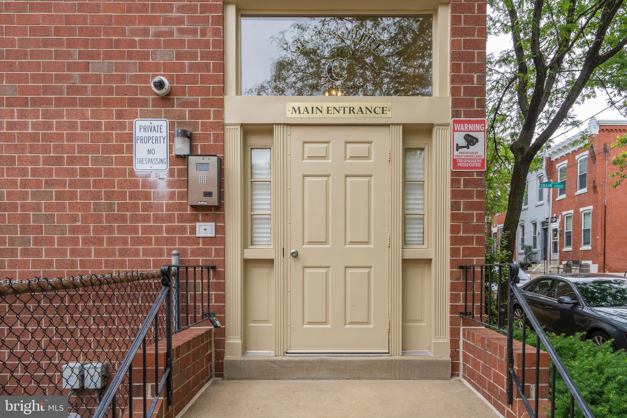 ART MUSEUM AREA - Residential Lease