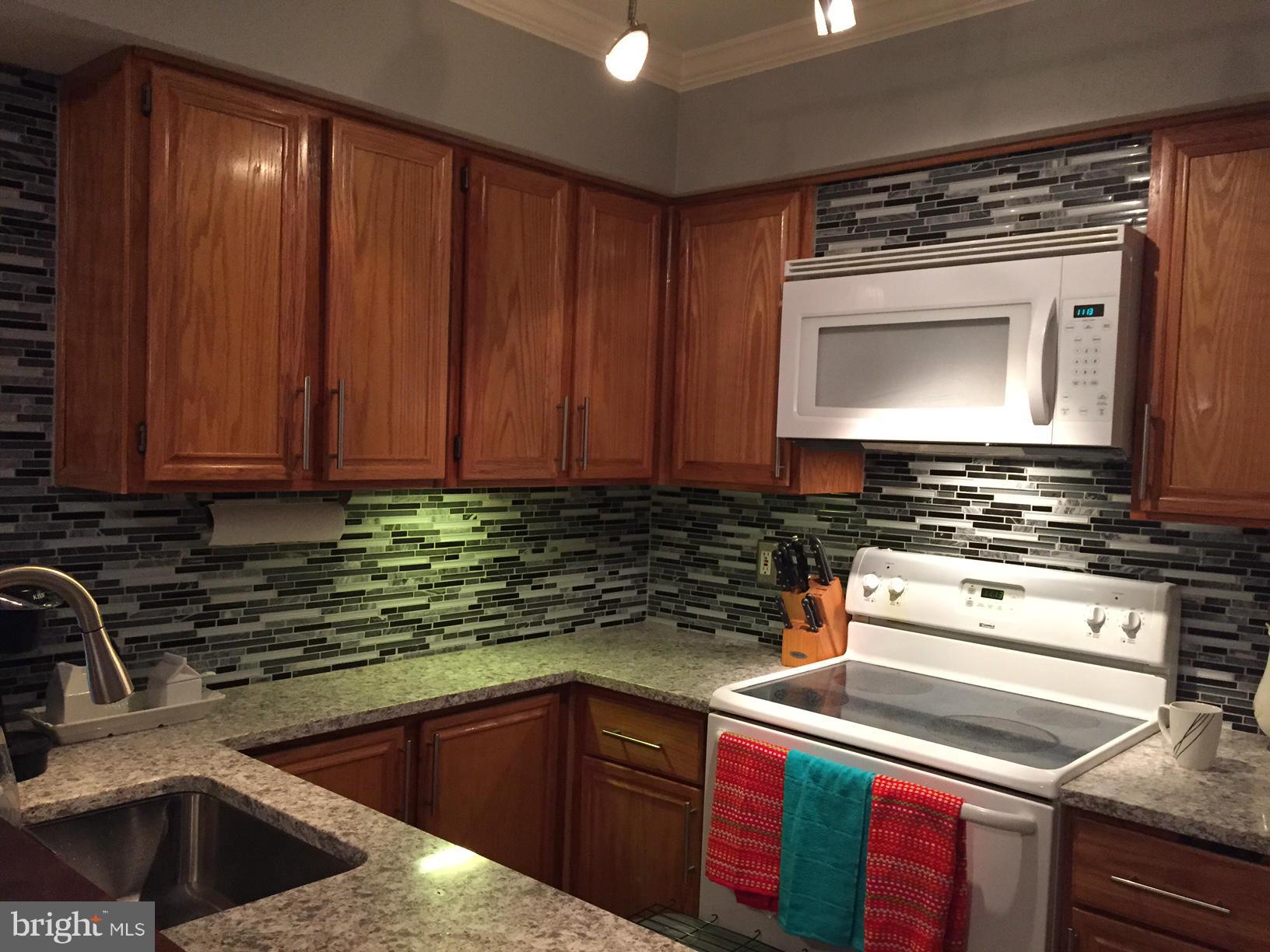 POINTE AT PARK CENTER - Residential Lease