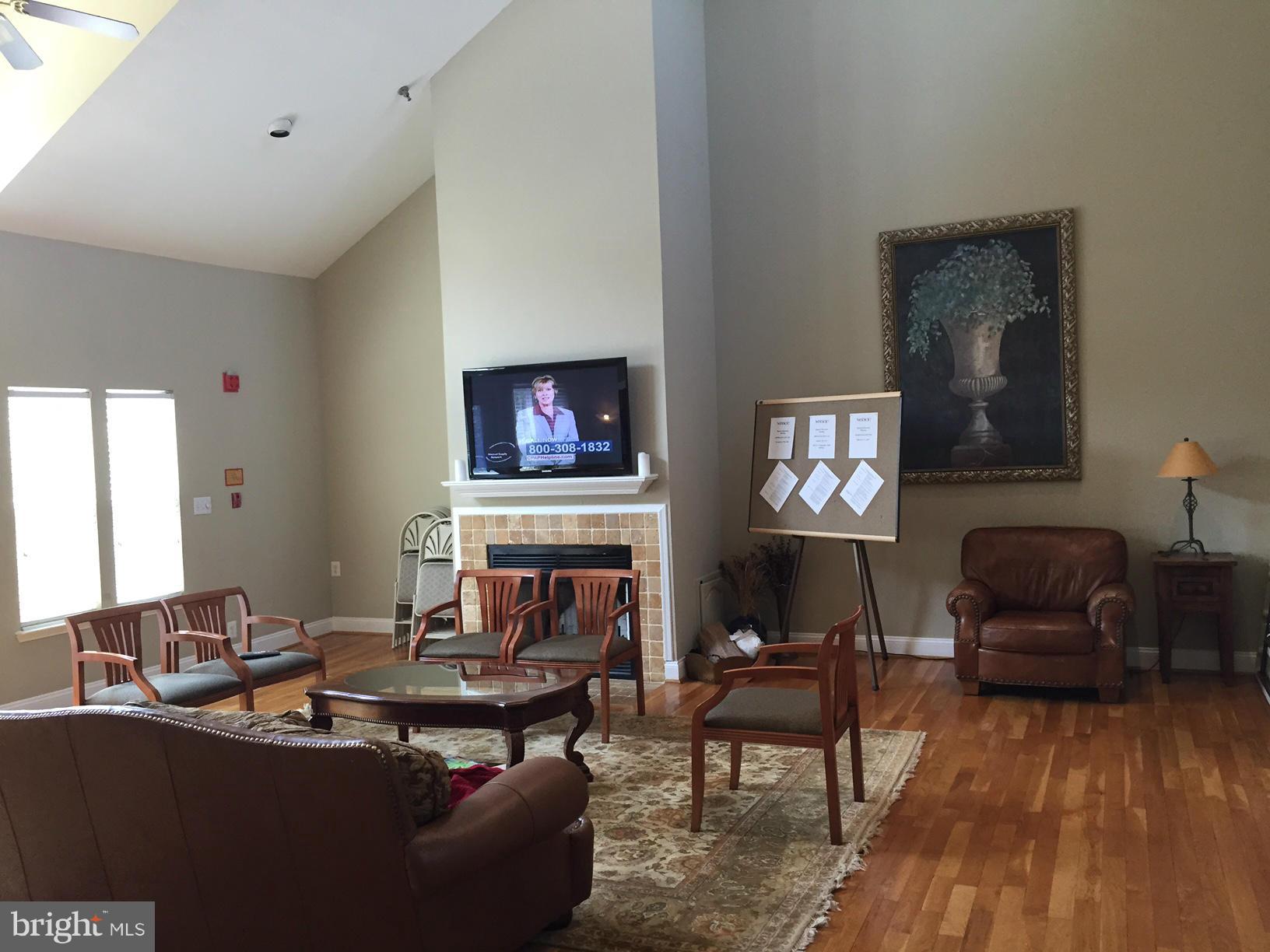 POINTE AT PARK CENTER - Residential Lease